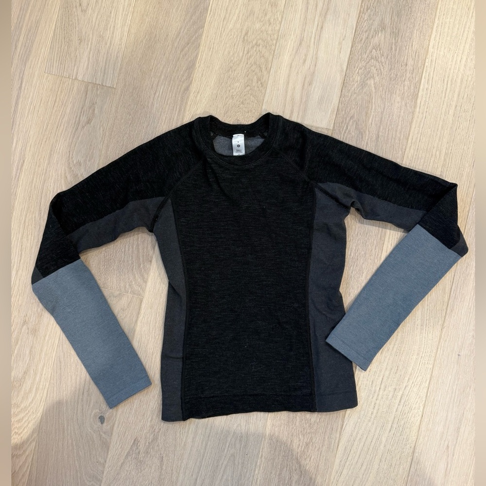 Women’s Lulu Lemon Wool long sleeve